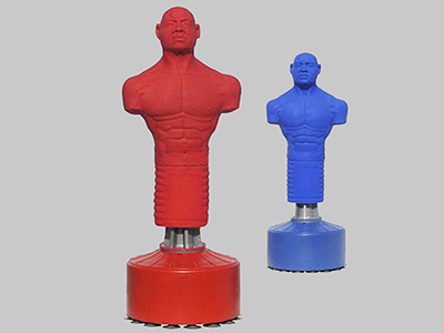 大型吹塑加工在制造成本和生產(chǎn)效率方面的優(yōu)勢比較